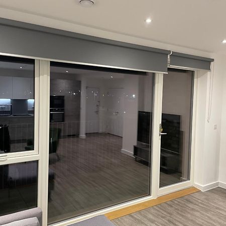 Luxurious 2 Bedroom Apartment バーキング エクステリア 写真